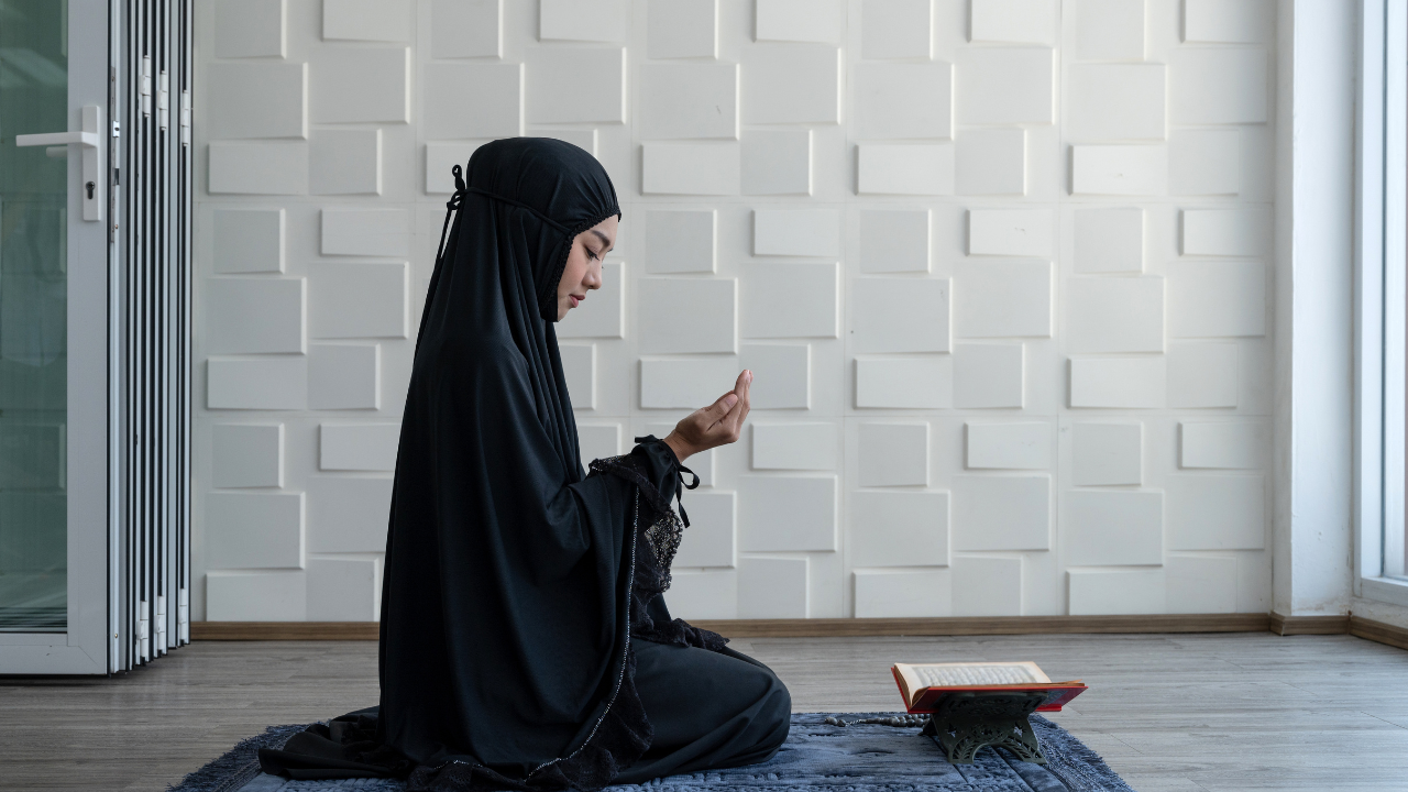 Wanita Mulia Yang Memelihara Kehormatannya